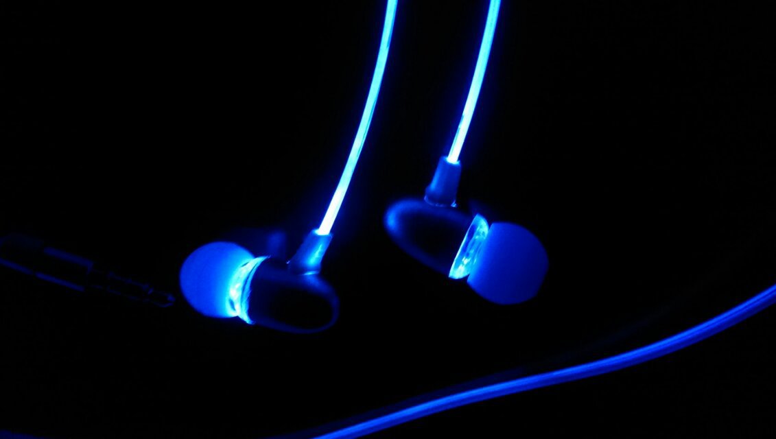 工場供給ledミニジャックマイク付きイヤホン問屋・仕入れ・卸・卸売り