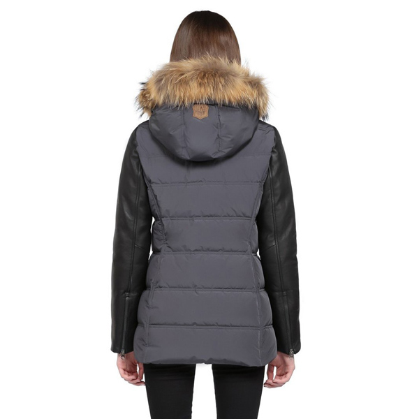 Oem 2016高品質の毛皮ダウンコートポリエステルカスタム安い女性冬コート仕入れ・メーカー・工場