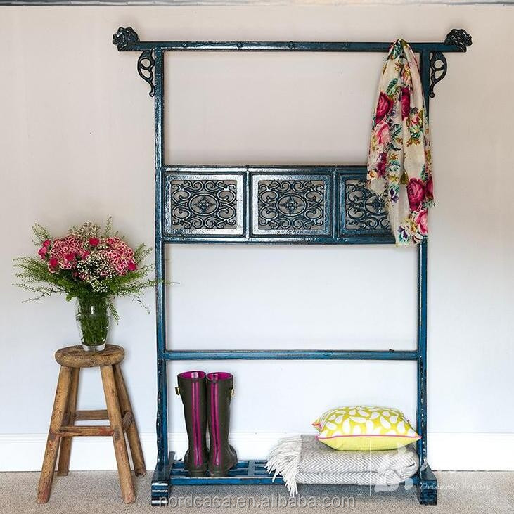 Ming And Qing Dynasties Of Chinese Classical Furniture Carved Wood Coat