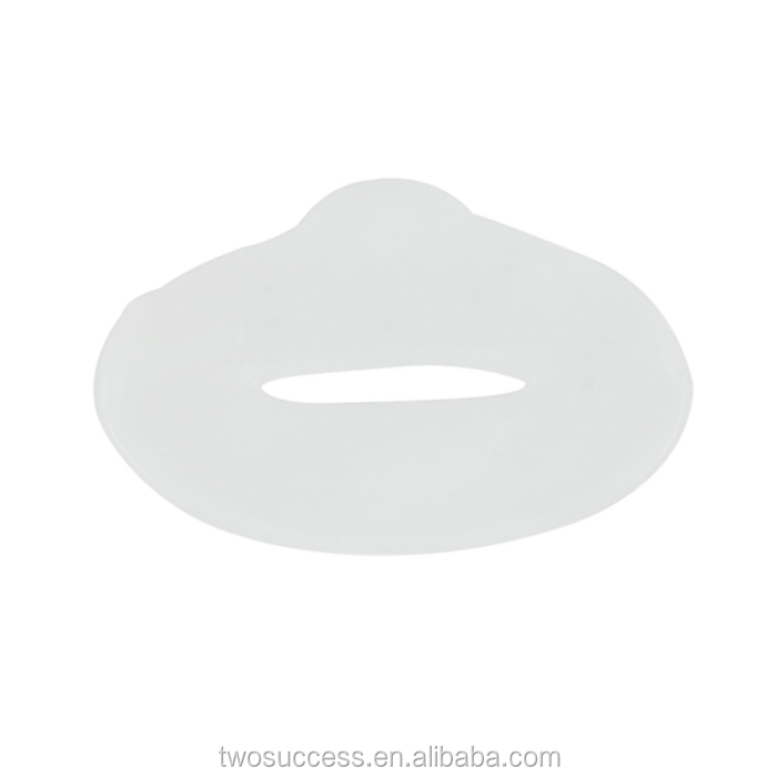 Round black mud and round red wine lip mask (2).jpg