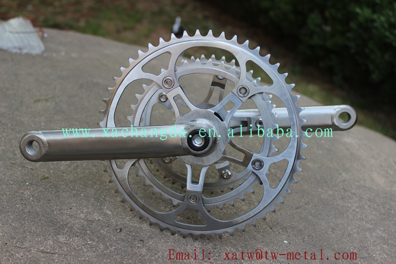 Ti tandem bike frame crankset05.jpg