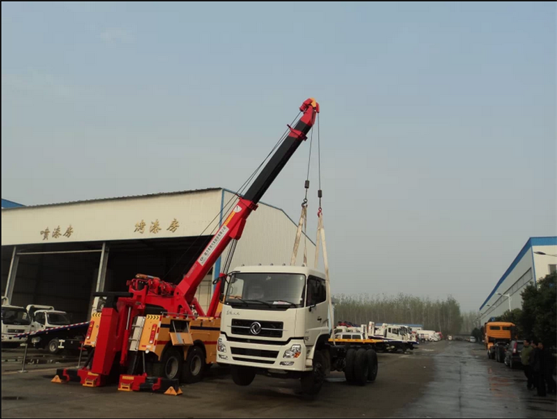 20 ton SINOTRUK heavy duty tow truck under lift wrecker truck 