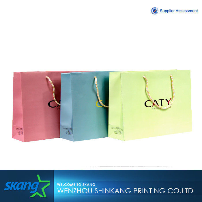 キャリーバッグ最高品質競争力のある価格エコ- friednlyの紙の袋を運ぶ問屋・仕入れ・卸・卸売り