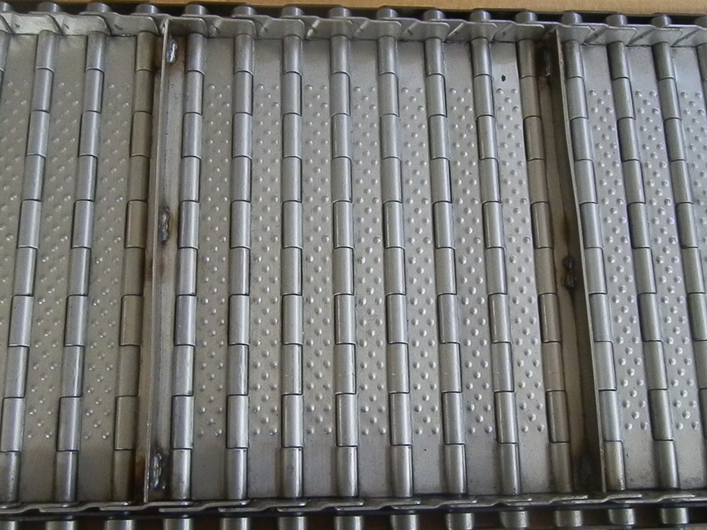 ヒンジ式ベルト型鋼板チップコンベヤーチェーン仕入れ・メーカー・工場