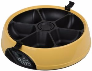 auto pet feeder.jpg