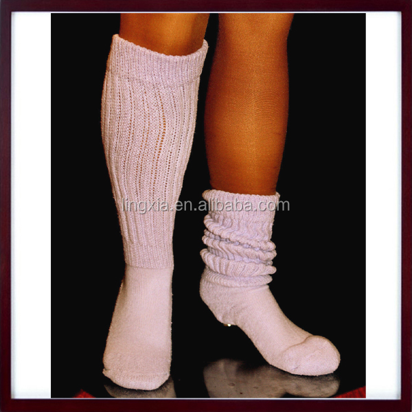 Hooters slouch socks