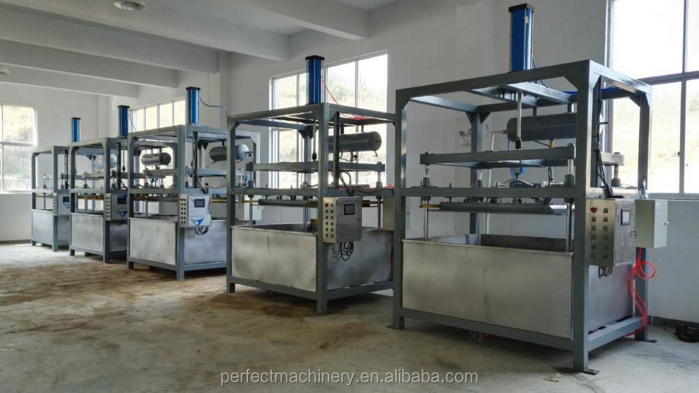 car wheel rim tray moulding machine.jpg