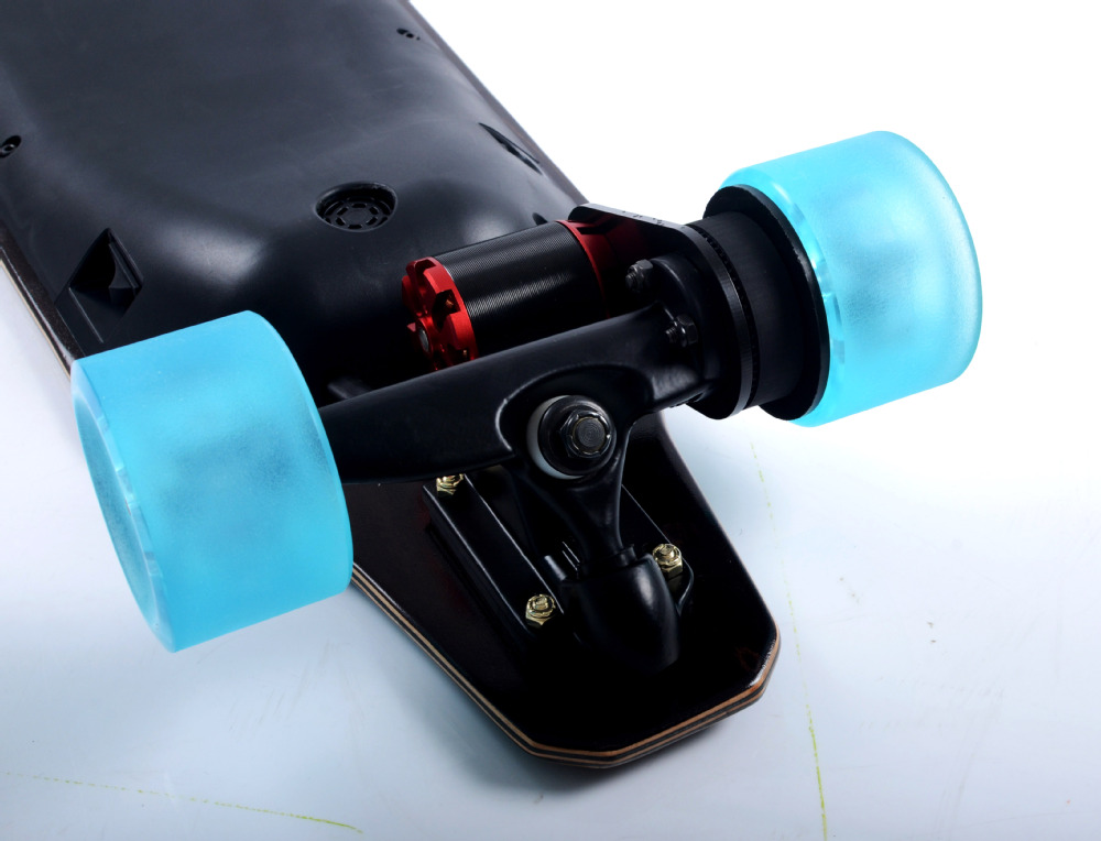 much lighter much thinner but ultra-long battery life Backfire Remote control electric skateboard