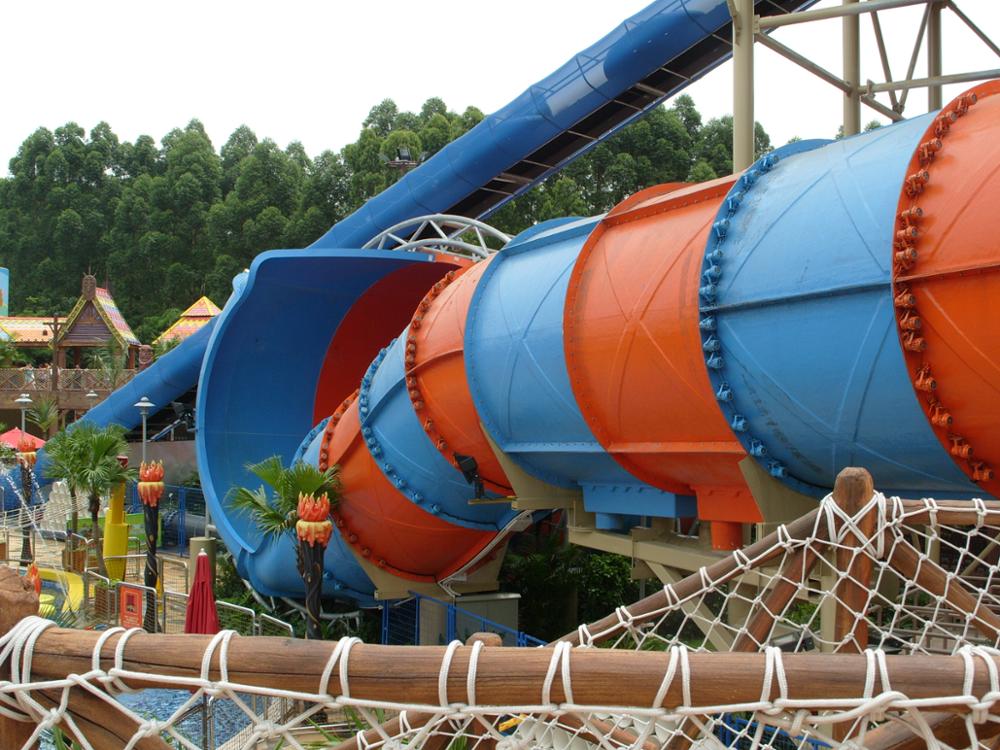 Qingfeng 2017 carton fair giant water park with water slide mat spiral water slide piay equipment sale