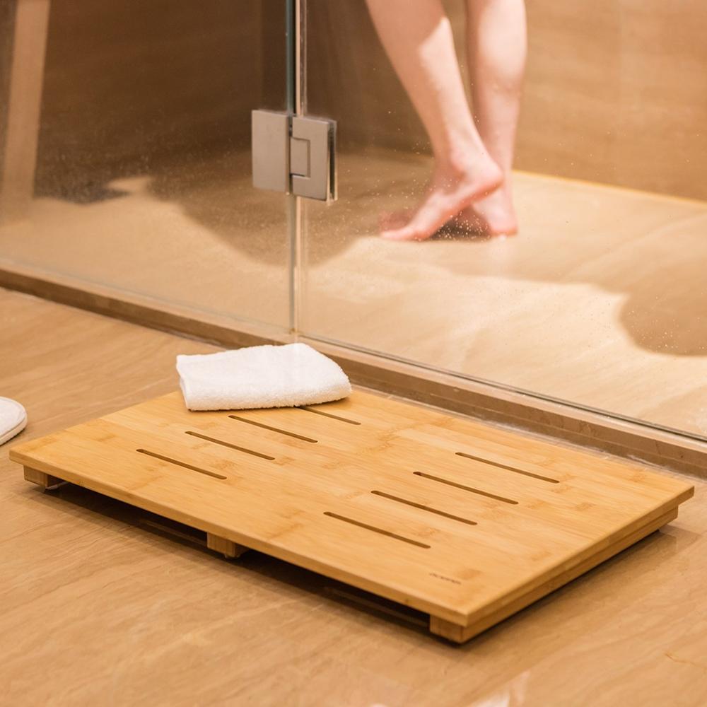 Non Slip Wood Bamboo Shower Floor Bathroom Mat With Drain Holes