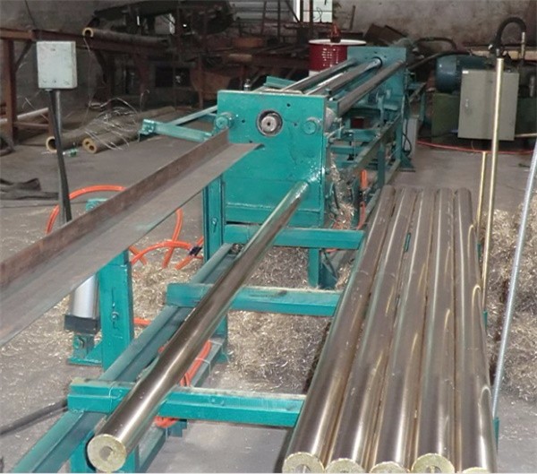 Pushing machine2A.jpg