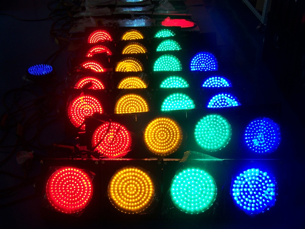 200ミリメートルled交通信号ヘッド問屋・仕入れ・卸・卸売り