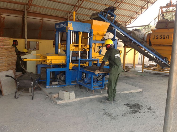 自動油圧hydraformインターロッキングブロック製造機/qt6-15セメント中空ブロック製造機仕入れ・メーカー・工場