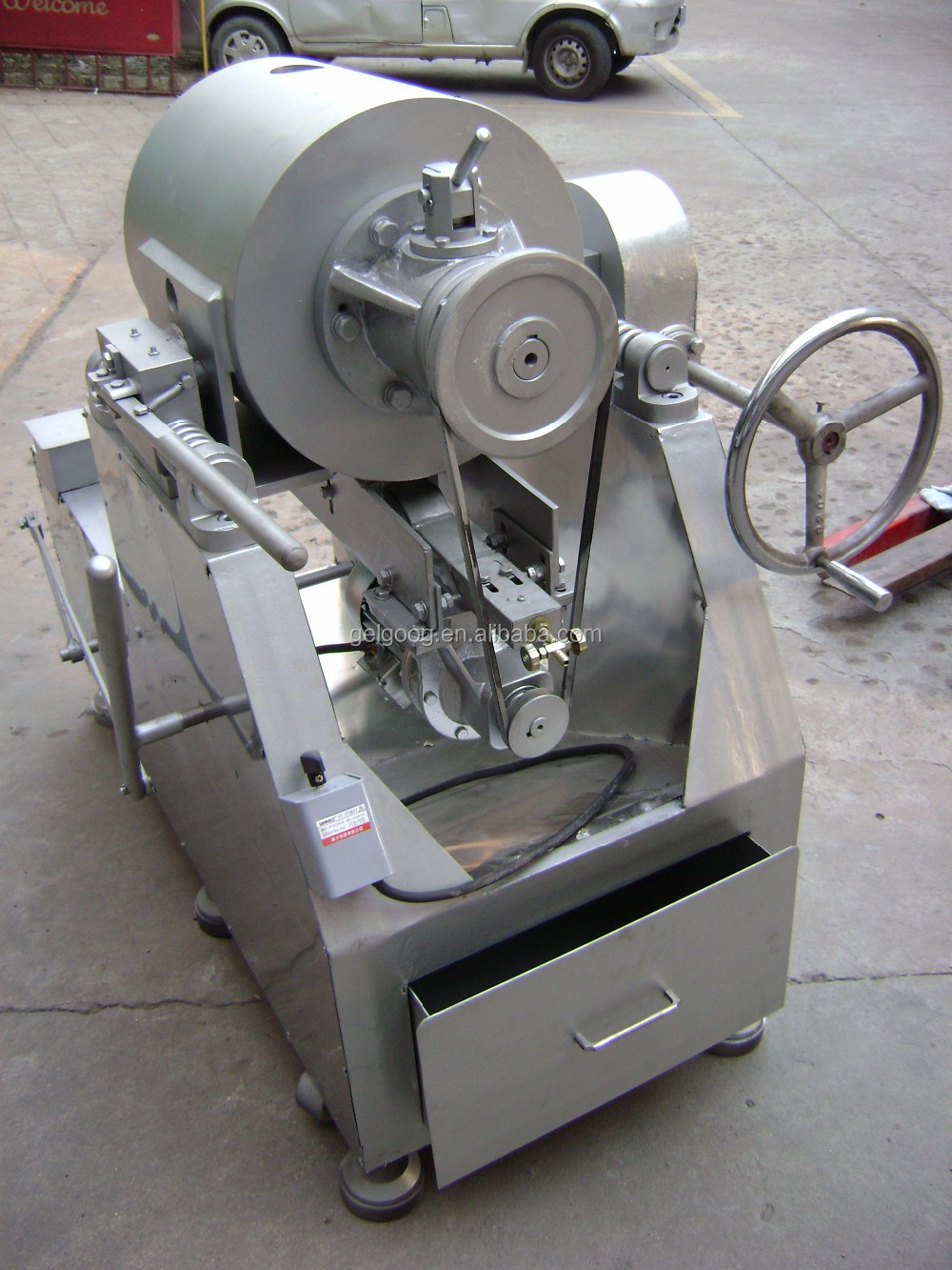 High Speed Best Selling Pistachio Nut Cracker Buy Pistachio Nut Cracker,Pistachio Nut Cracking