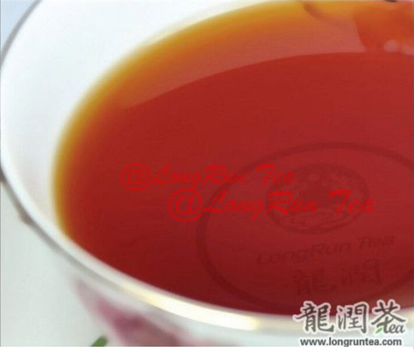 Time hornored Good quality Yunnan Black tea Golden buds