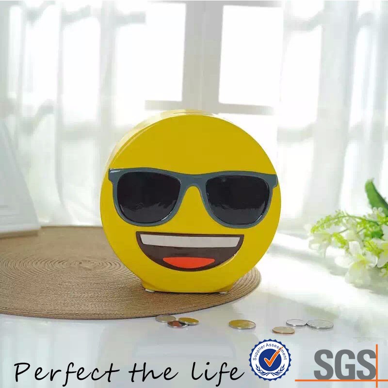 emoj piggy bank 1.jpg