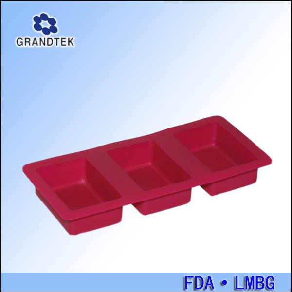 Random Color Mini Heart Shape Silicone Ice Cube Chocolate Mold