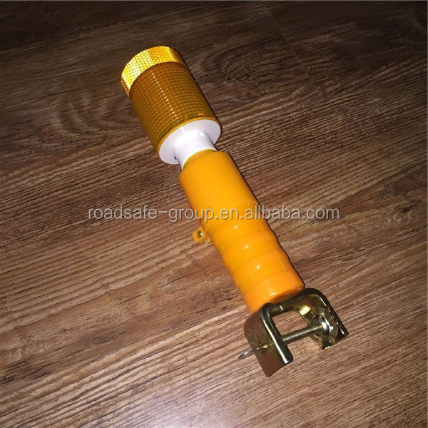 solar flashing light