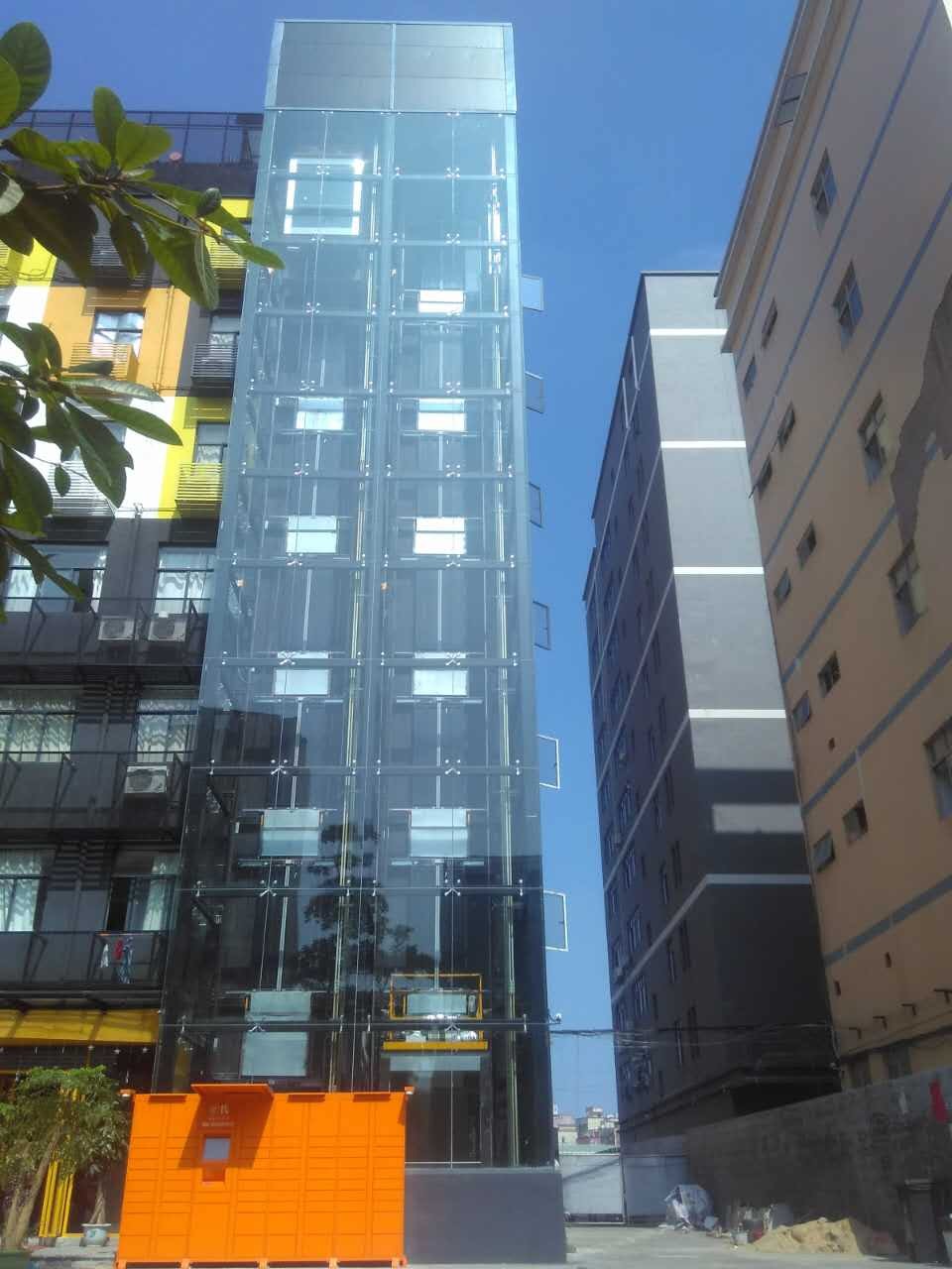 panoramic glass elevator.jpg