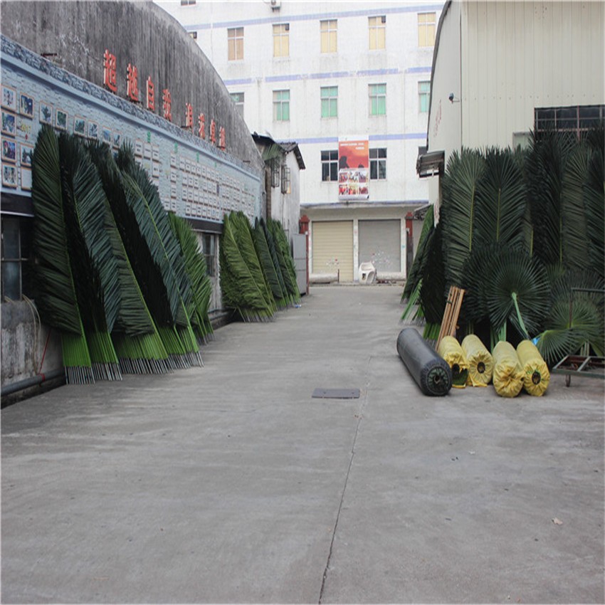 屋外プラスチック枝ガーデン装飾人工ヤシの葉仕入れ・メーカー・工場