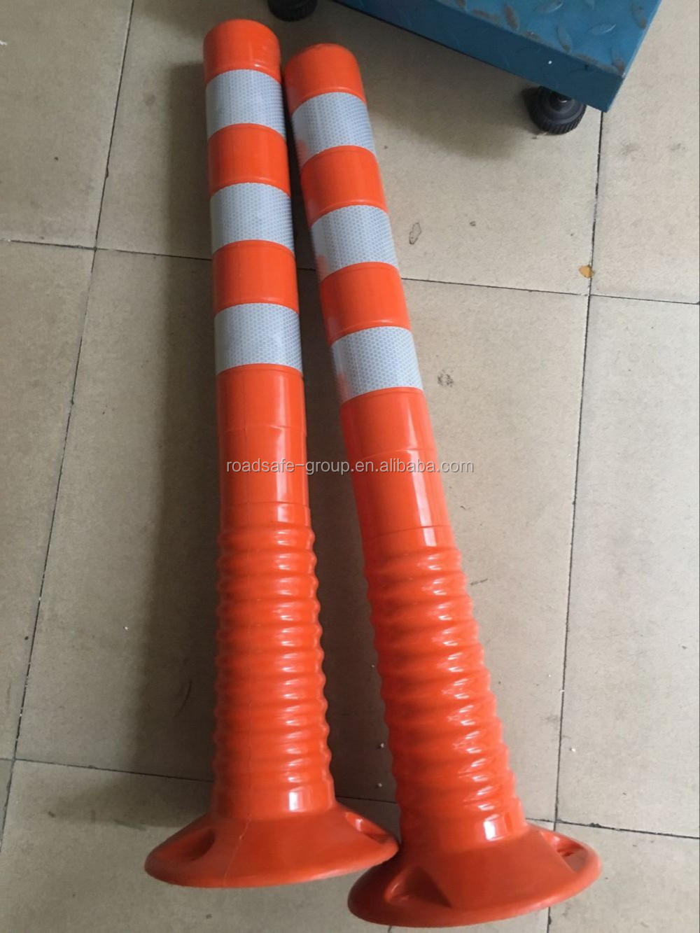 WARNING POST