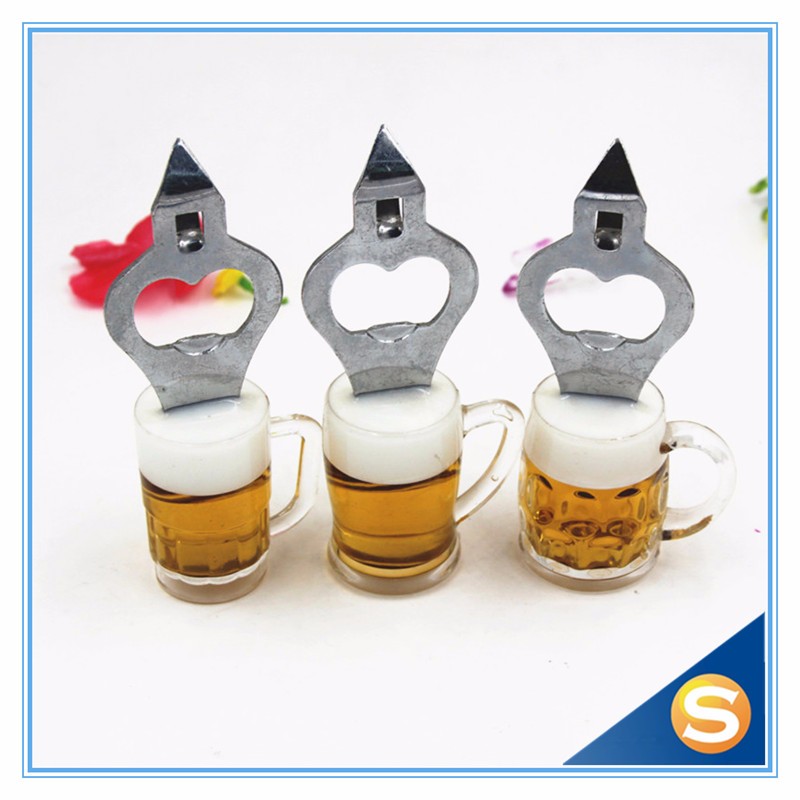 シニーギフトビールカップ形状安い磁石ロット用プロモーションの贈り物仕入れ・メーカー・工場