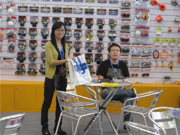 2014 new factory hot sale dust respirator問屋・仕入れ・卸・卸売り