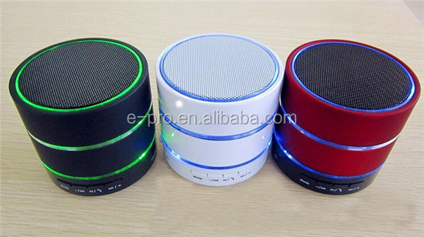 古典的な超低音ブルートゥーススピーカーtfと直列/よじ登るlight/ハンズフリー/リモコン問屋・仕入れ・卸・卸売り