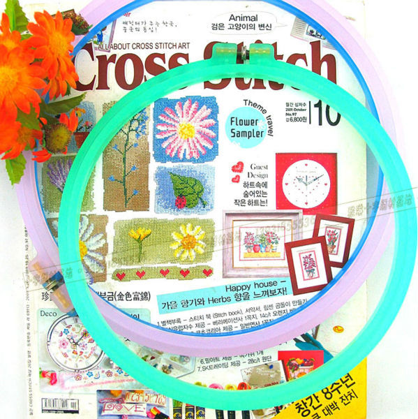 刺繍のフープ卸売プラスチック円形の調節可能なリングカラフルな刺繍のフープ問屋・仕入れ・卸・卸売り