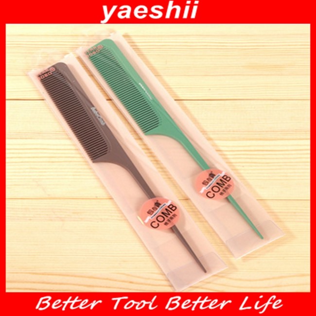 plastic hair brush22.jpg