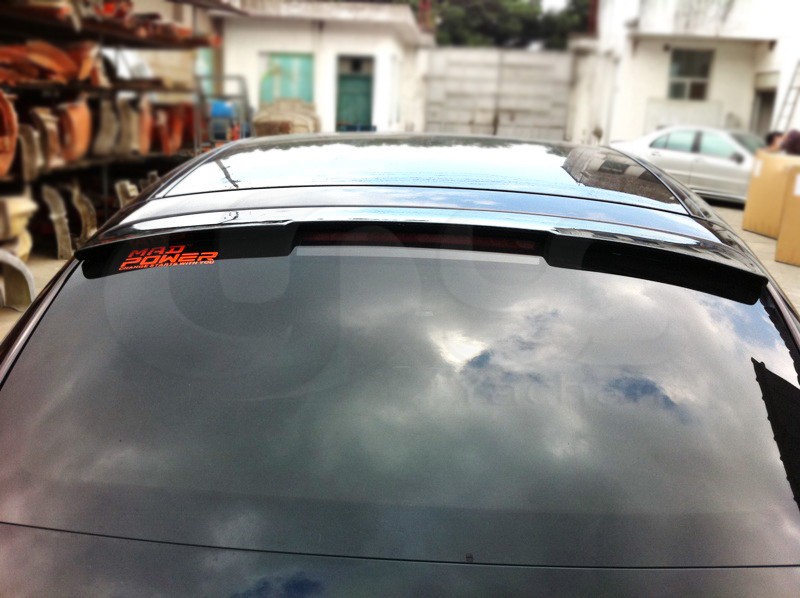 2010-2012 Porsche Panamera TAS Style  Roof Spoiler CF (18).JPG