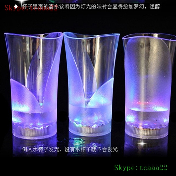 custom plastic led flashing champagne cups with straw