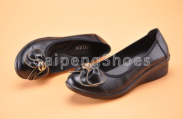stocklots柔らかい柔軟なコンフォートシューズ低価格の性質ウォークの靴女性のための仕入れ・メーカー・工場
