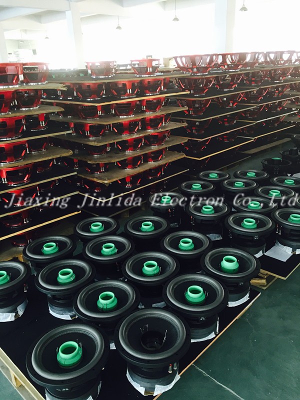 Warehouse car subwoofer2