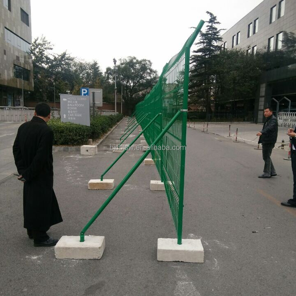 Muur boven veiligheid elektrische afrastering energizer omtrek ...