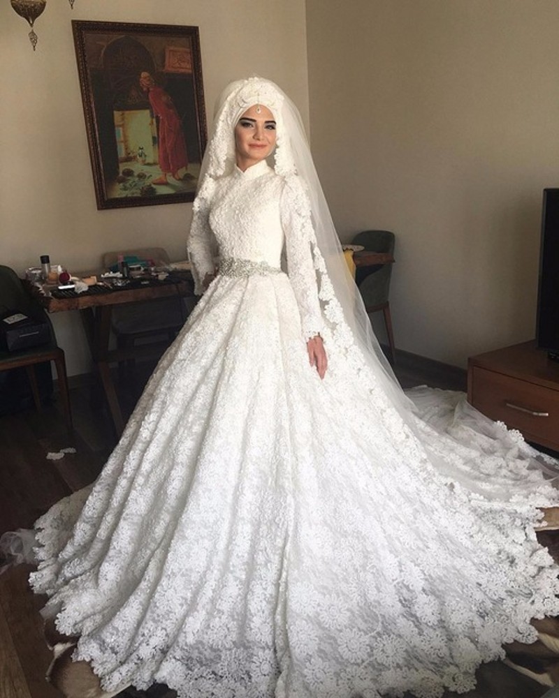 Ap 12 New Arrival Button Cover Arabic Women Ball Gown Hand Made
