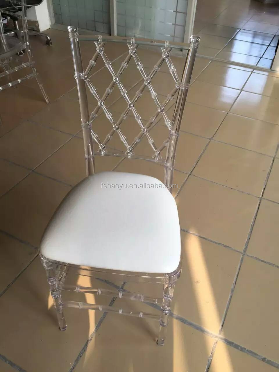 新しいデザインウェディングルイ椅子、アクリル透明椅子、pc樹脂チェア仕入れ・メーカー・工場