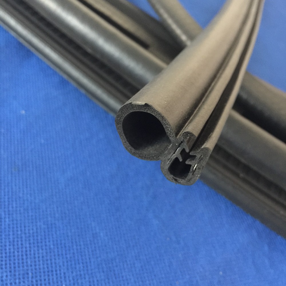 Composite EPDM sealing strip (5).JPG