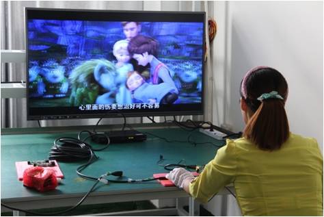 テレビ&ビデオカメラ無線送信機、500メートル長距離sdi/hdエクステンダー、1080 pワイヤレストランスミッター仕入れ・メーカー・工場