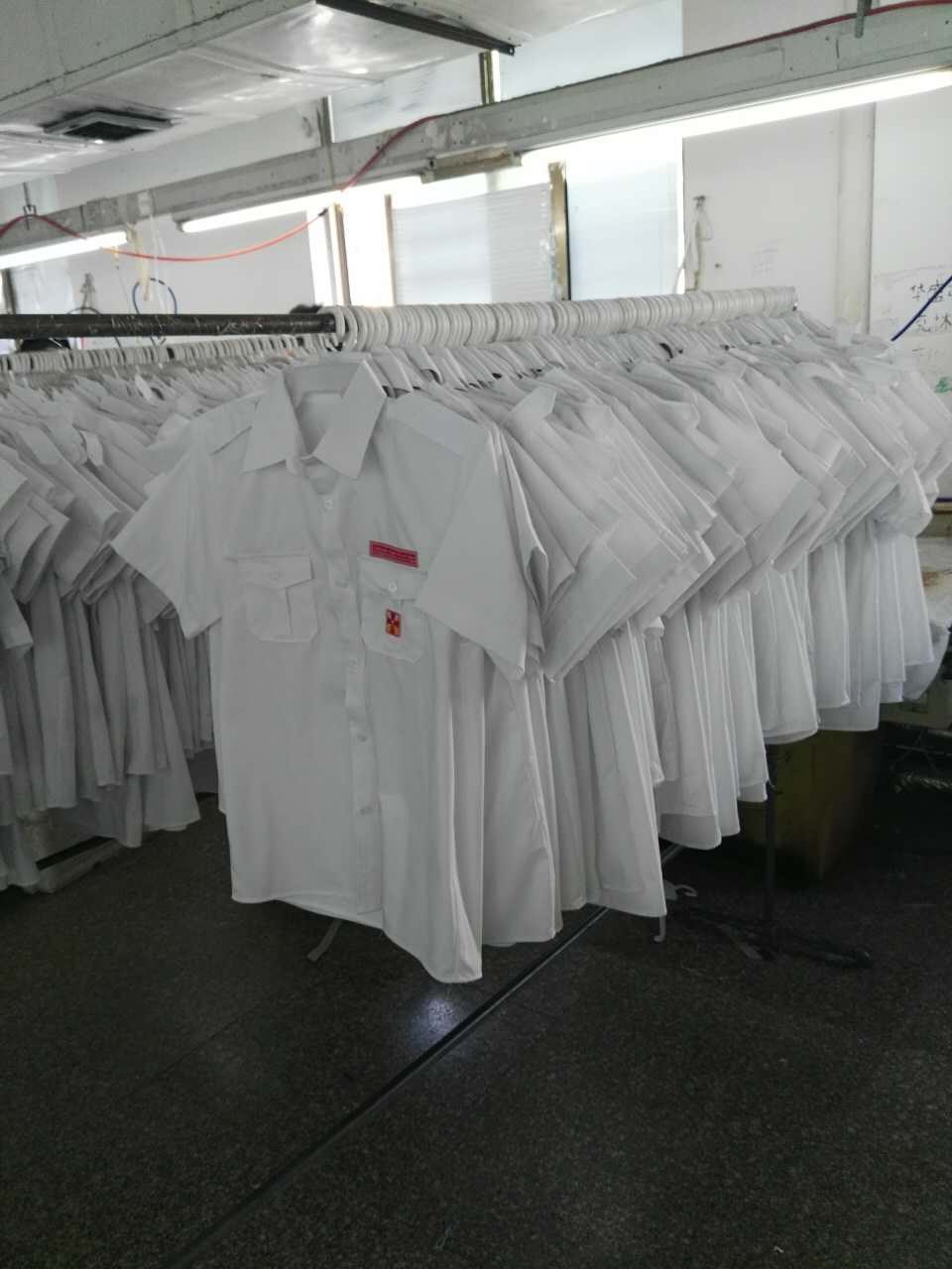 学校均一シャツ、2ポケットと肩ボード-工場仕入れ・メーカー・工場