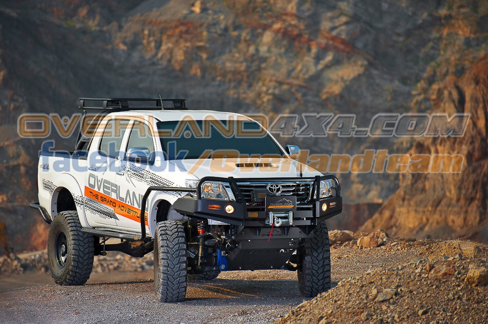 toyota hilux front bull bar #5