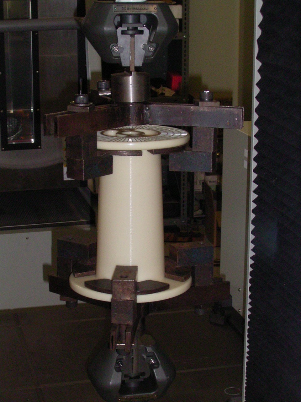 日本の高効率ボビン用銅伸線機で開発しました樹脂仕入れ・メーカー・工場