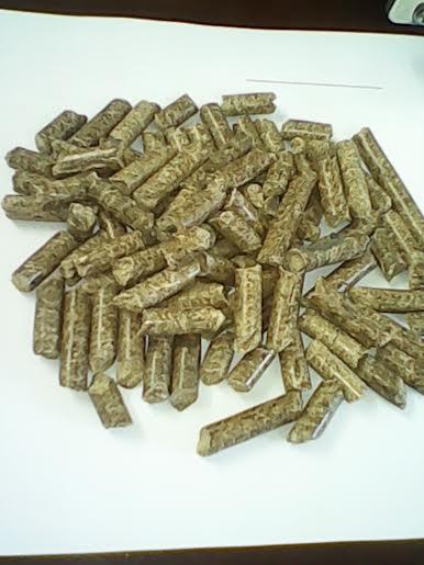 木質ペレット( アカシア、 松とユーカリゴムではない)、 籾殻nam_emailからペレットベトナム: harry@vietnambiomass。 com問屋・仕入れ・卸・卸売り