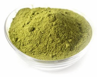 Henna healthy benefits for hair
