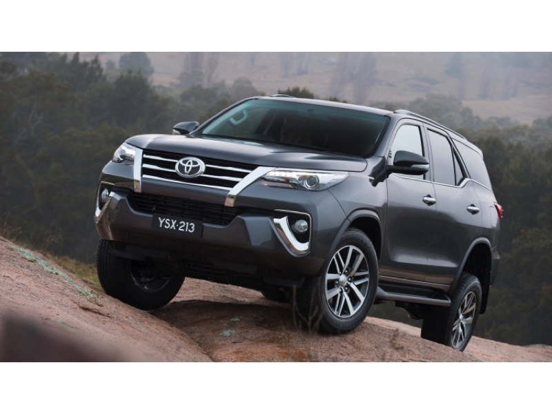 Toyota fortuner v 4x4