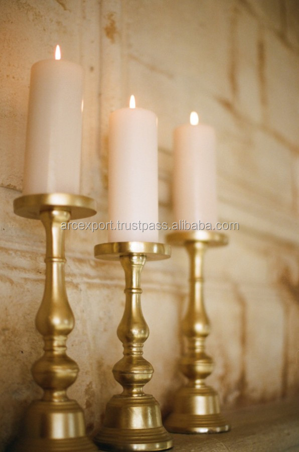 gold-pillar-candle-holders-elizabeth-anne-designs-the-wedding-blog-gold-pillar-candle-holders.jpg