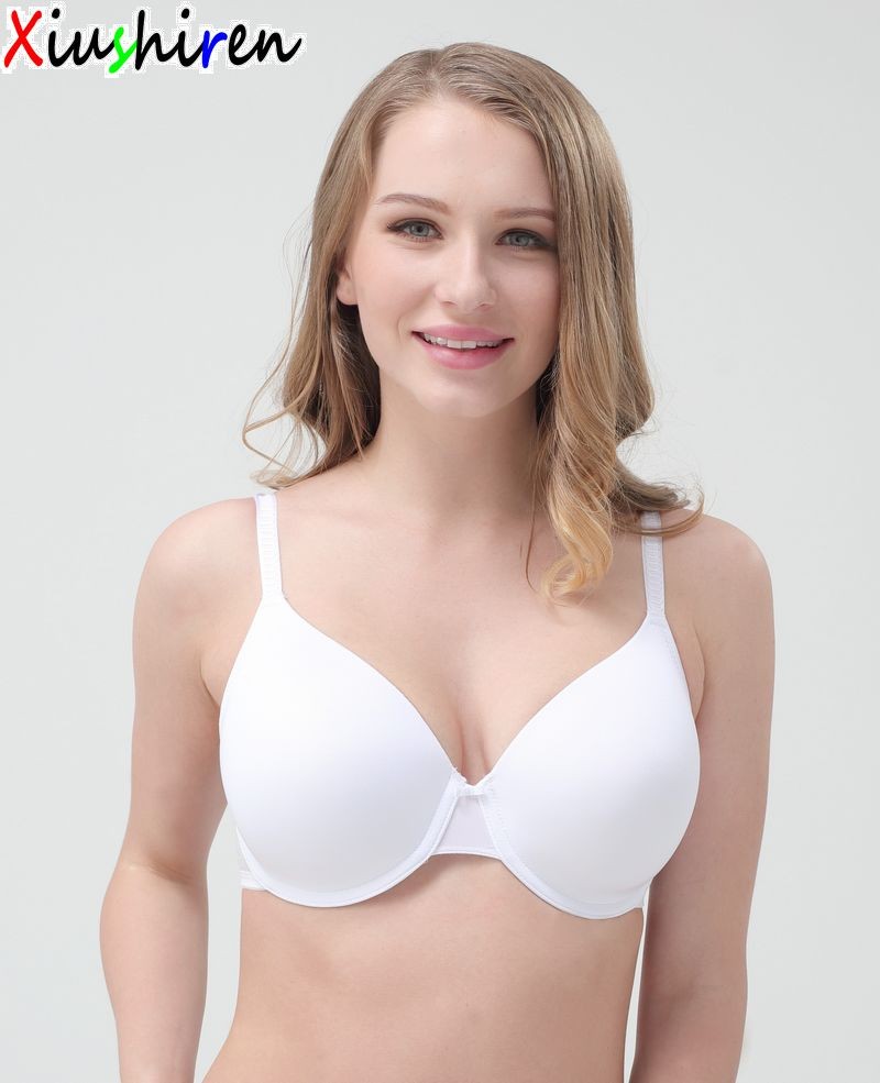 ANCIEN VOISIN AVEC GROS SEINS Seins et noirs dicks